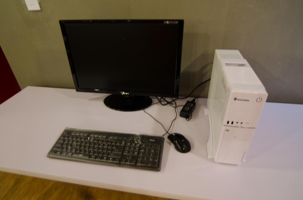 Kimchee Sinchon Guesthouse Seul Zewnętrze zdjęcie