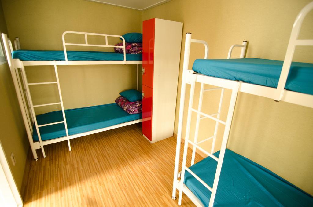 Kimchee Sinchon Guesthouse Seul Pokój zdjęcie