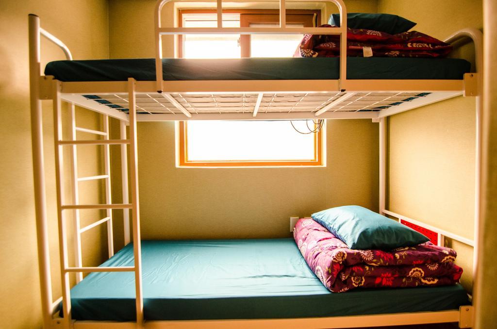 Kimchee Sinchon Guesthouse Seul Pokój zdjęcie