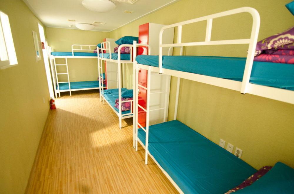Kimchee Sinchon Guesthouse Seul Zewnętrze zdjęcie
