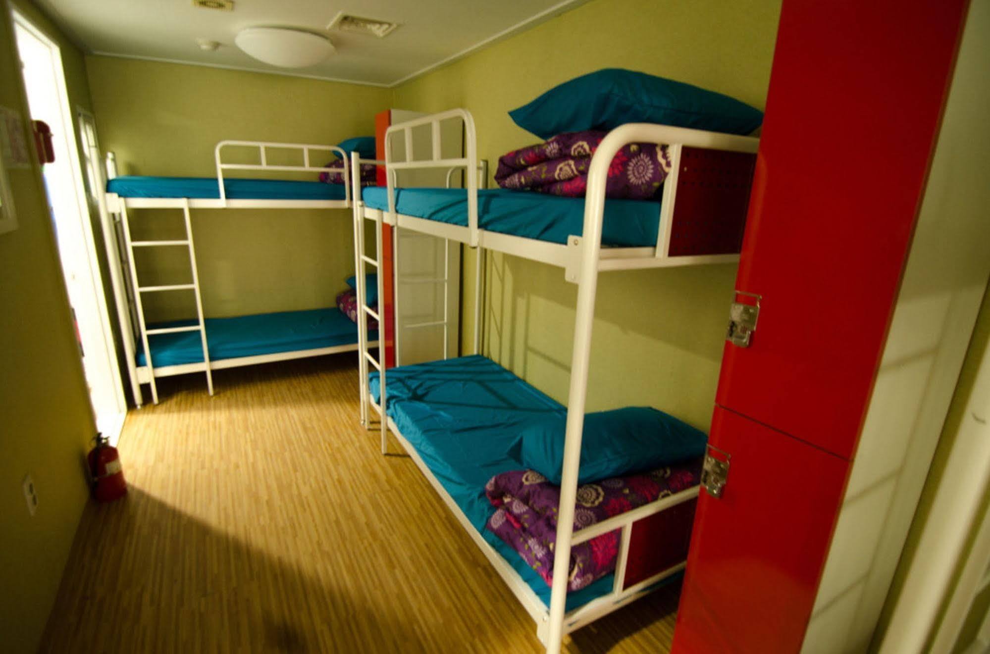 Kimchee Sinchon Guesthouse Seul Zewnętrze zdjęcie